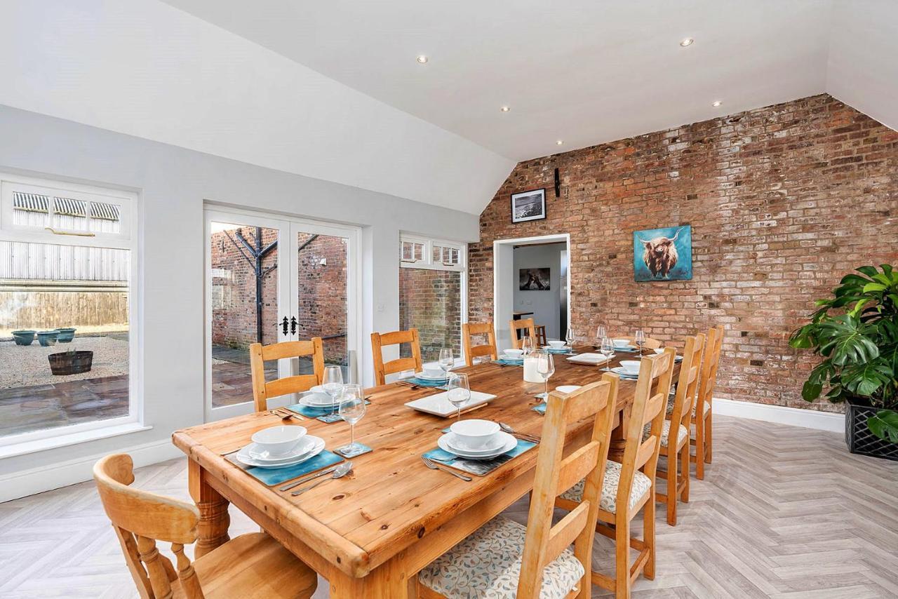 Finest Retreats - South Barn Villa Winestead Екстериор снимка